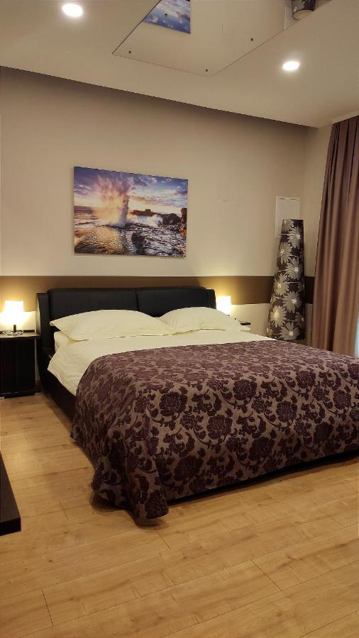Rooms Villa Oasiss Винкуран Стая снимка